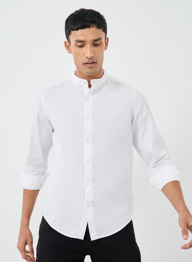 Styli Styli Solid Mandarin Collar Regular Fit Poplin Shirt  - Image 1