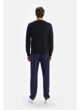 dagi Anthracite Men's Cashmere Blend V-Neck Sweater  - Image 2