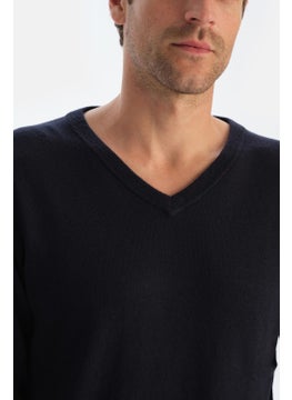 dagi Anthracite Men's Cashmere Blend V-Neck Sweater  - Image 5