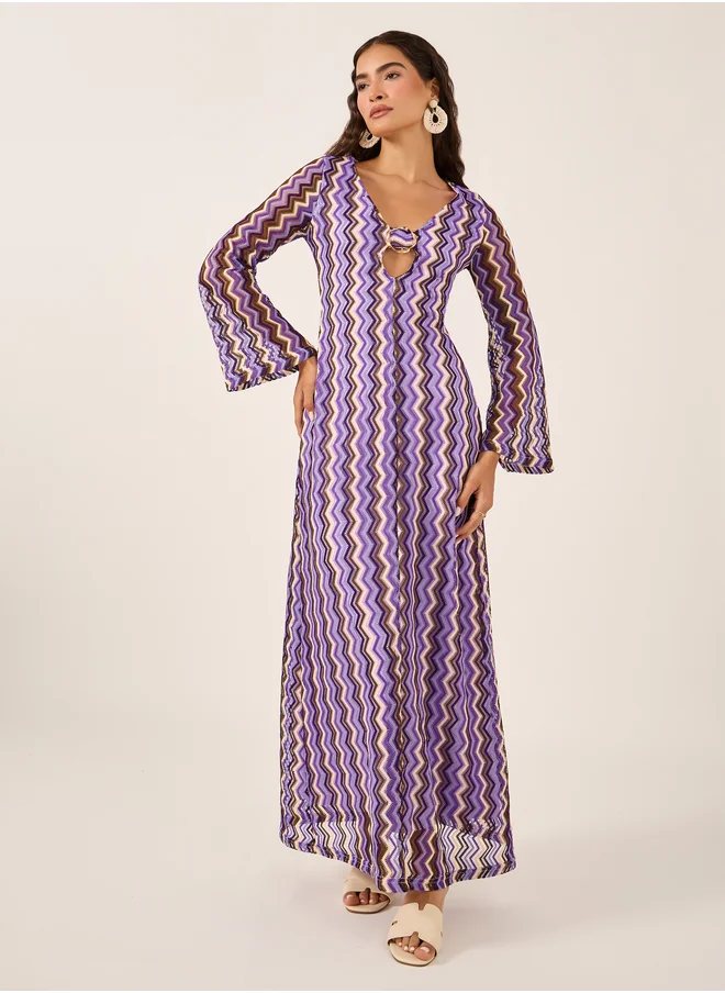 Styli Chevron Design Cut Out Detail Shift Maxi Dress