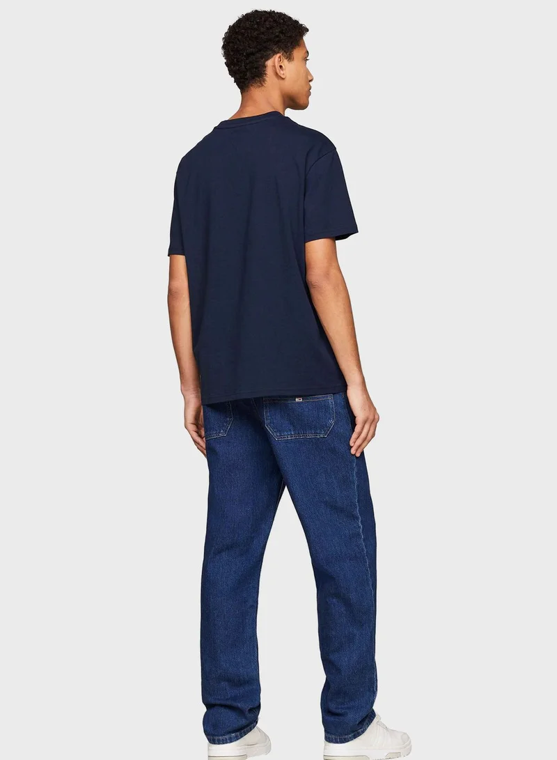 TOMMY JEANS Logo Crew Neck T-Shirt