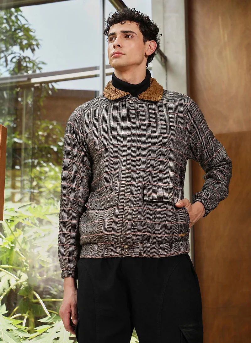 Campus Sutra Men's Midnight Black & Cream White Chevron-Jacquard Sherpa-Lined  Jacket | Point Collar  , Cuffed Sleeves , Zipper  Closure , Straight Hem | Stripes Jacquard For Casual & Daily Wear