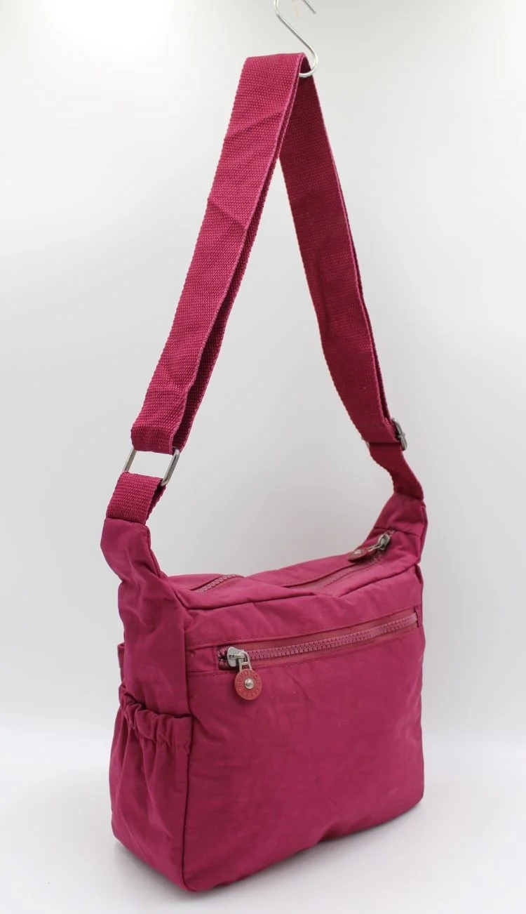 بيفيتون Claret Red Color Clinkir Light Fabric 8 Compartment Crossbody Messenger Shoulder Bag / 3100
