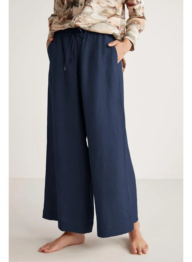 Penye Mood Linen trousers.