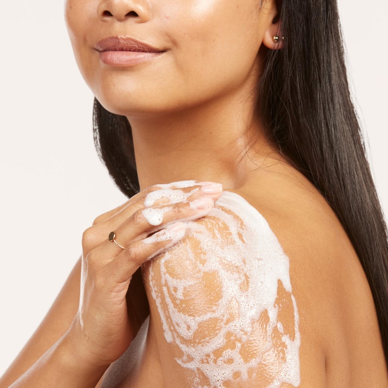 Olay Beauty Bar, Fresh Radiance, Nourishing & Refreshing Formula, Pampering for Smooth & Gentle Skin, Vitamin B3 Complex, Essence of Rose Water Scent, 3.17 oz (Pack of 6) - Image 4