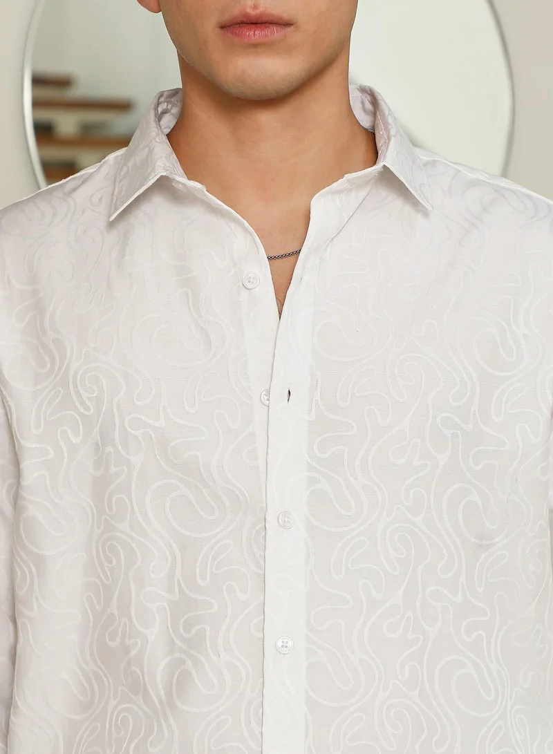 Campus Sutra White Paisley Self-Design Slim Fit Shirt For Men