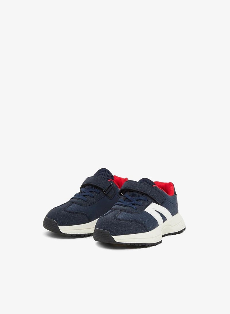 ستايلي اكتيف ستيلي سنيكرز بألواح وإغلاق بشريط لاصق - Image 2