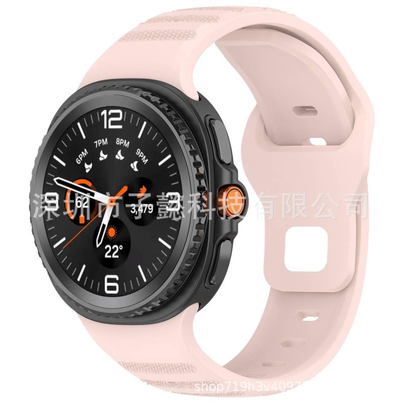 سوار ساعة ذكية رياضي من السيليكون متوافق مع Samsung Galaxy Watch 8 Classic بملاءمة قابلة للتعديل وحزام ناعم للاستبدال اليومي باللون أبيض قابل للتعديل - Image 4