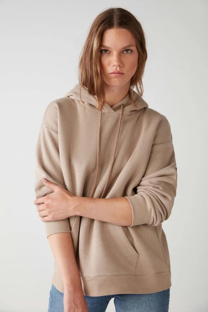 جريميلانج Adel Relaxed Fit Knitted Kangaroo Pocket Hooded Beige Sweatshirt