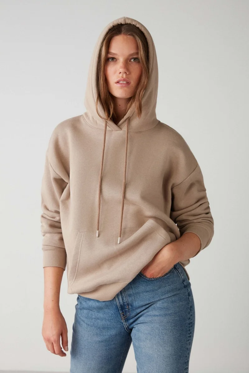 جريميلانج Adel Relaxed Fit Knitted Kangaroo Pocket Hooded Beige Sweatshirt