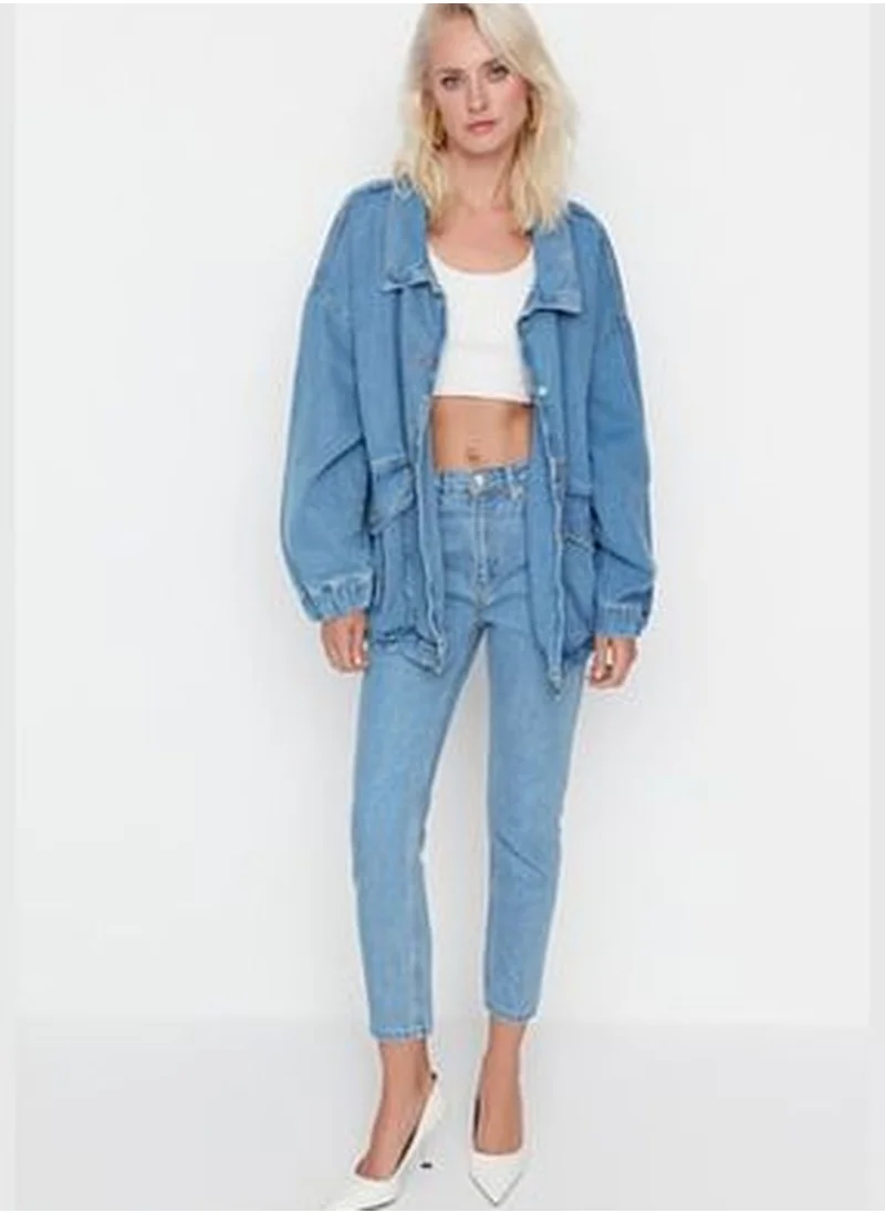 trendyol Blue Pocket Detailed Oversized Denim Jacket TWOSS21CE0289
