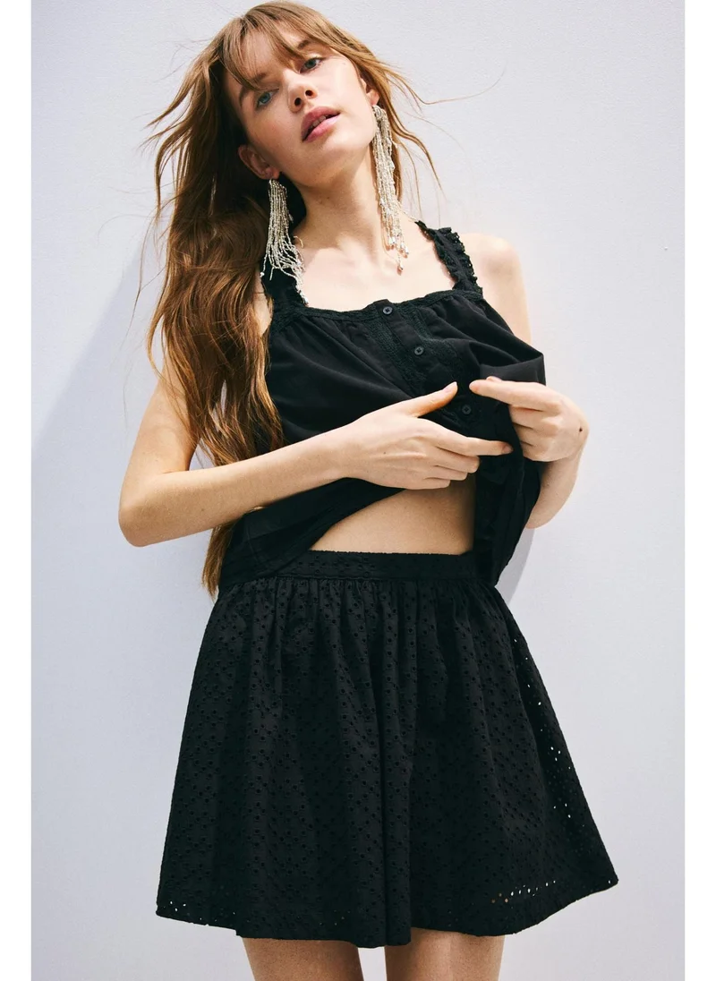 اتش اند ام Lace-detail strappy top