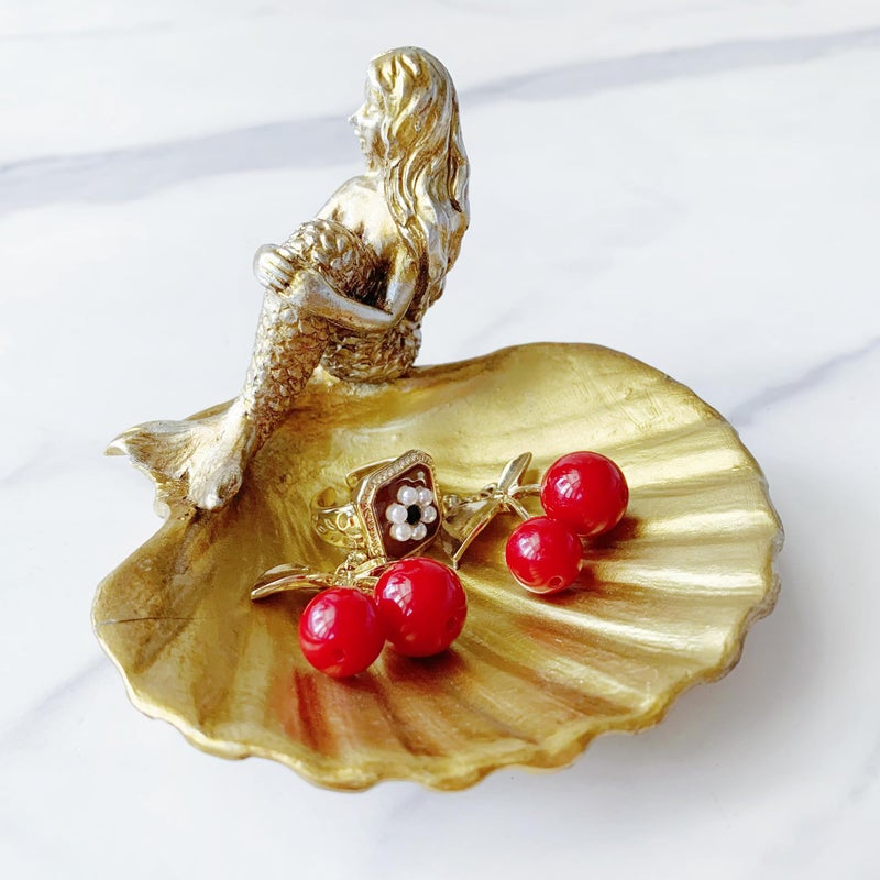 Pewery Jewelry Dish, Resin Mermaid Shell Dish Ring Holder Jewelry Organizer Trinket Dish, Golden Mermaid Shell Statue Home Decor for Home Office Desktop Bookshelf - Image 4