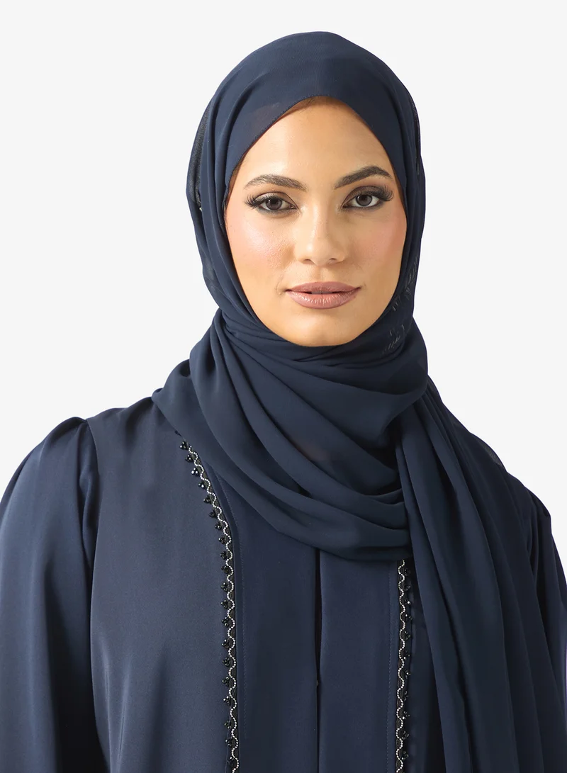 خزانة عباية أساسية مع شيلا