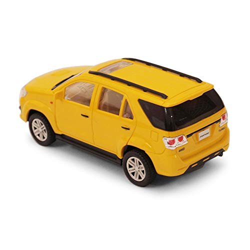 Centy Toys Plastic Fortuner Pull Back Car, 1 Pull Back Car, Assorted Colour - Image 4
