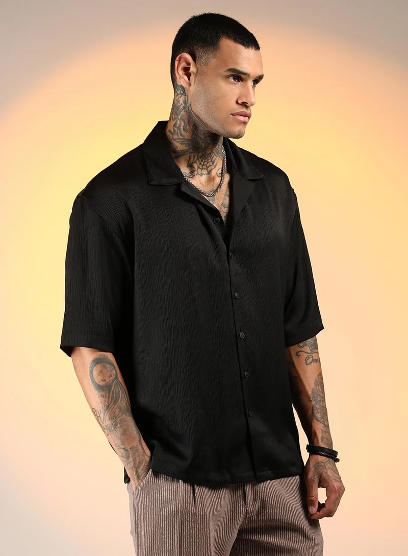 Campus Sutra  Men's Onyx Black Solid Crinkle Oversized Shirt for Men | Best Price UAE