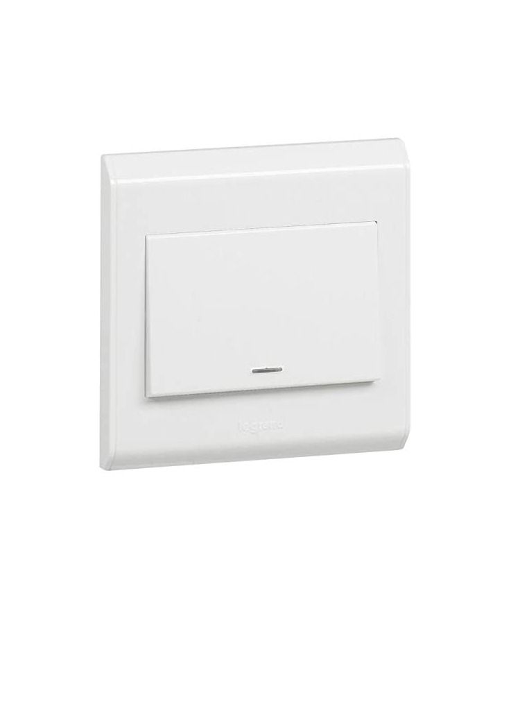ليجراند مفتاح ليجراند سينيرجي أبيض مزدوج القطب 1Gang 1way مع مؤشر الطاقة ووصلة الأرض (20 أمبير 250 فولت - 617071) - Image 1
