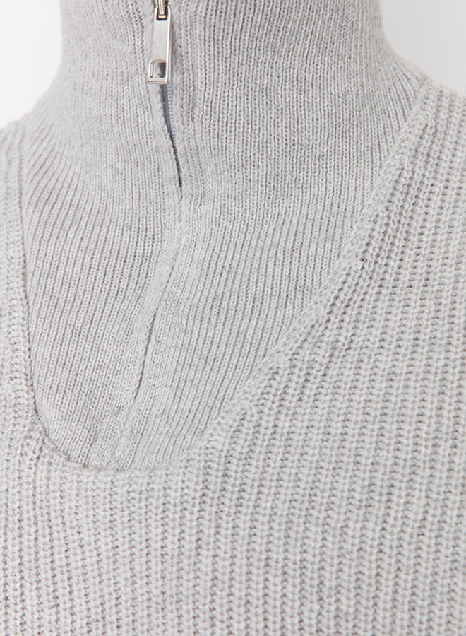 trendyol Gray Regular Fit Zippered Turtleneck Knitwear Sweater TMNAW22KZ0347 - Image 4
