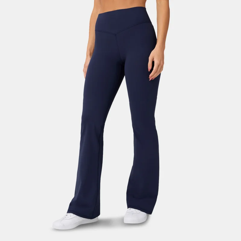 Fabletics ليقنز تدريب PureLuxe TLC Kick Flare للنساء