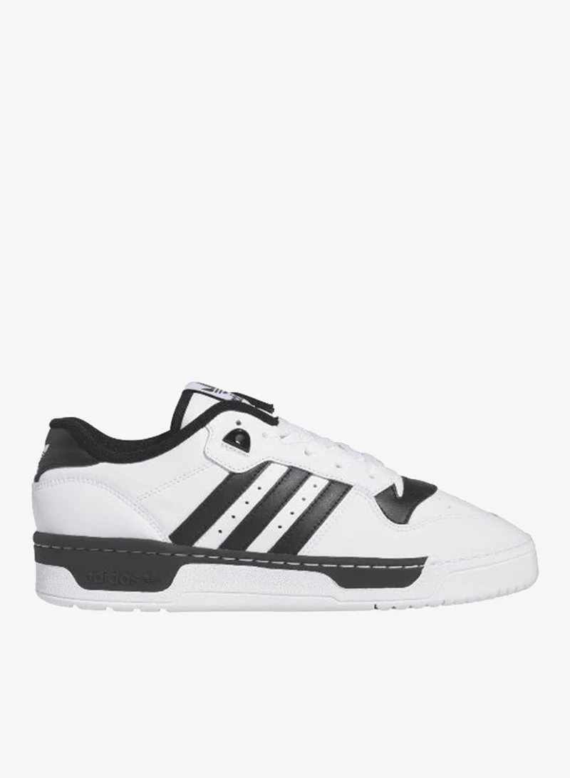 adidas ريڤالري لو وايت كاجوال سنيكرز للرجال 18