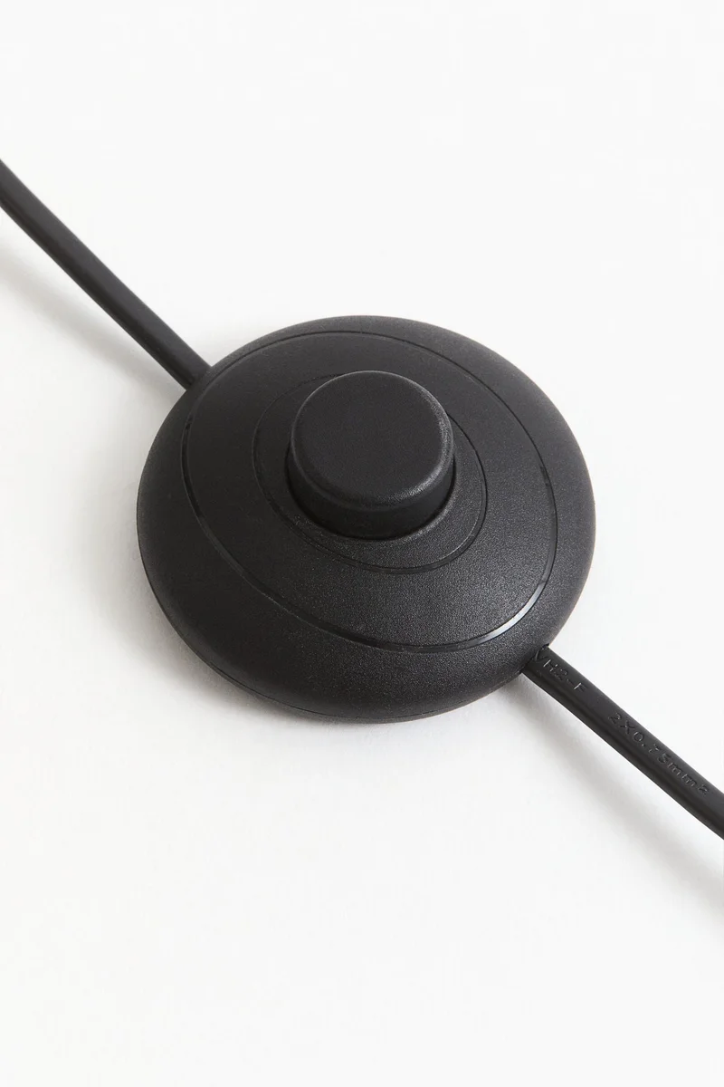 اتش اند ام مصباح أرضي بنقشة رائعة