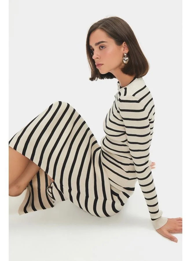 JUNE June Women Striped Crew Neck Knitwear Sweater Skirt Set Beige