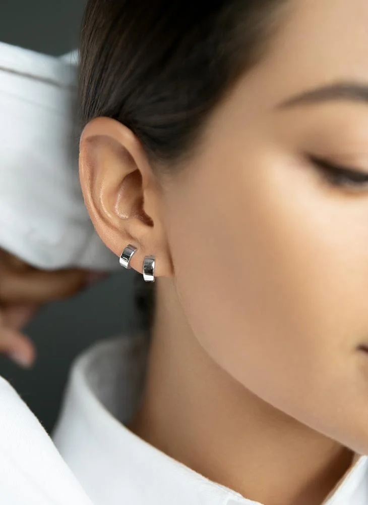 مومنت أقراط مومنت