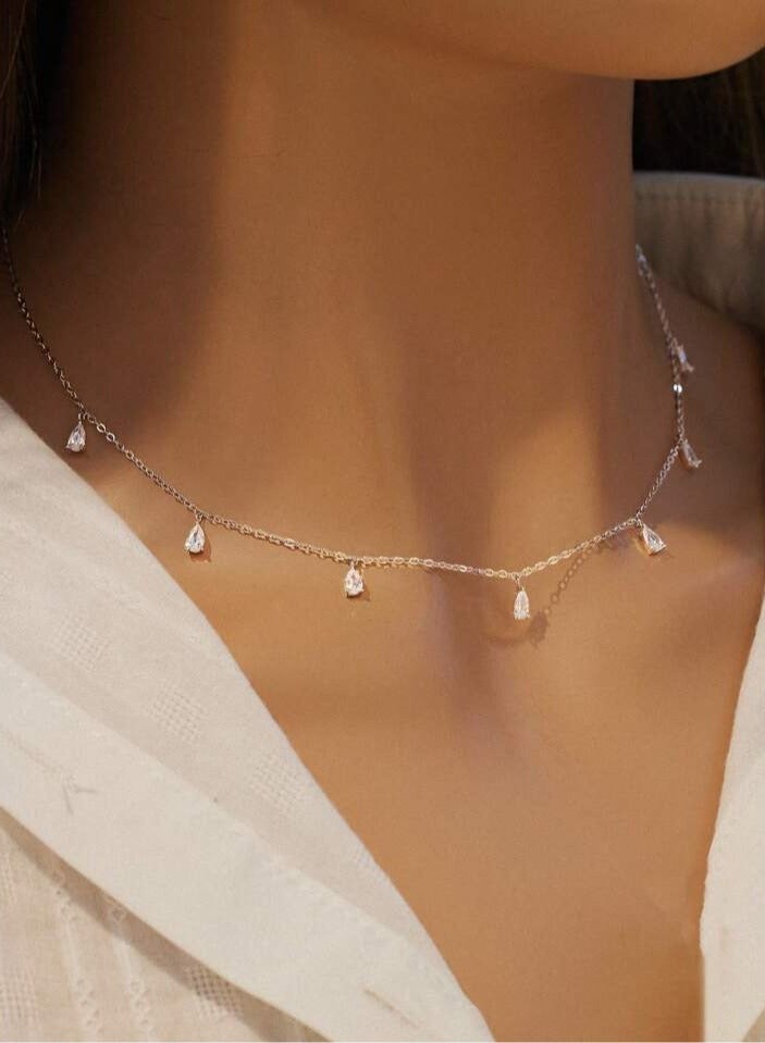 نيبمينينت سلسال من الفضة الإسترلينية عيار 925 بقلائد فاخرة ناعمة مصنوعة بجودة عالية ودقة شديدة مزينة بكريستال طبيعي حجر الزيركون لتعطي مظهرا رائعا للأميرة التي تستحقها - Image 2