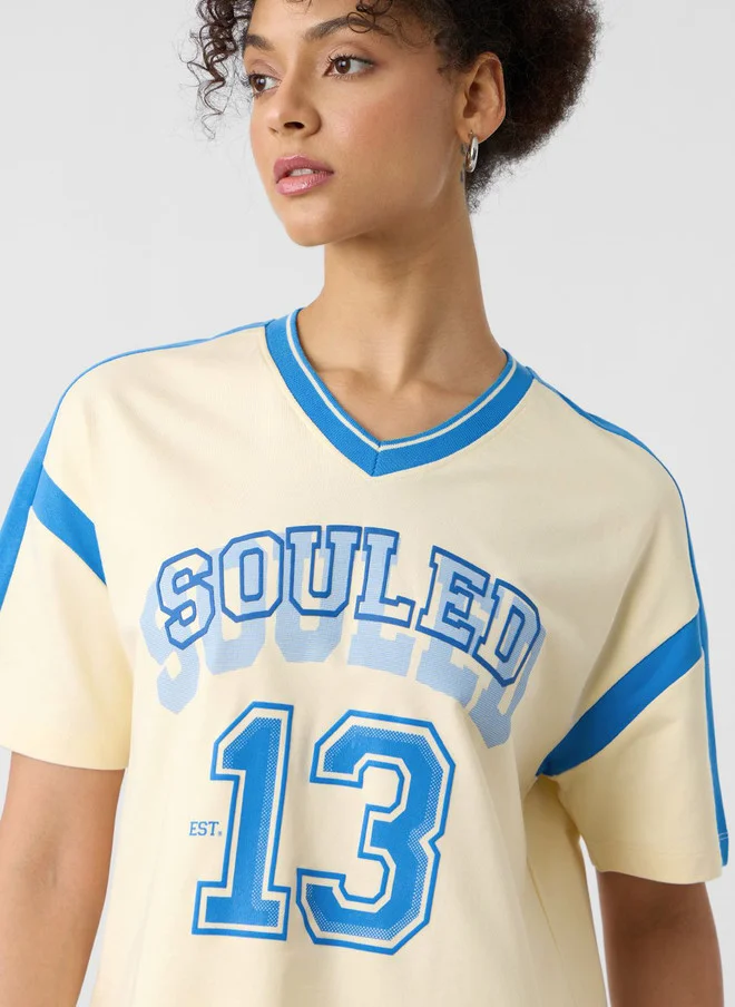ذا سوليد ستور The Souled Store Women's Oversized Fit Printed Off White T-Shirt