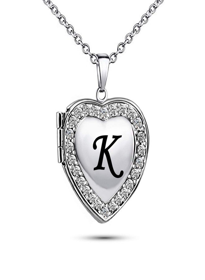 كون بيد قلادة كونبيد النسائية على شكل قلب، تحمل الحرف K، مزينة بحجر الميلاد، مع إمكانية وضع الصور. - Image 1