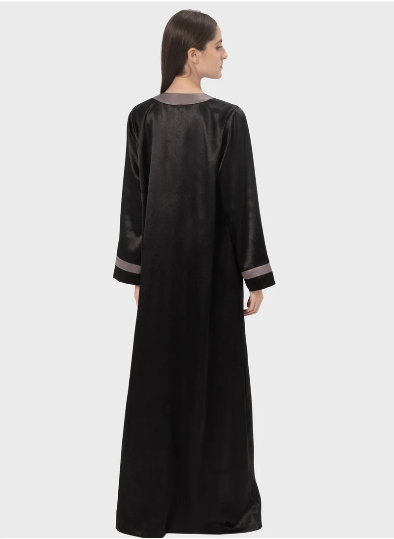 Demure Striped Detail Abaya