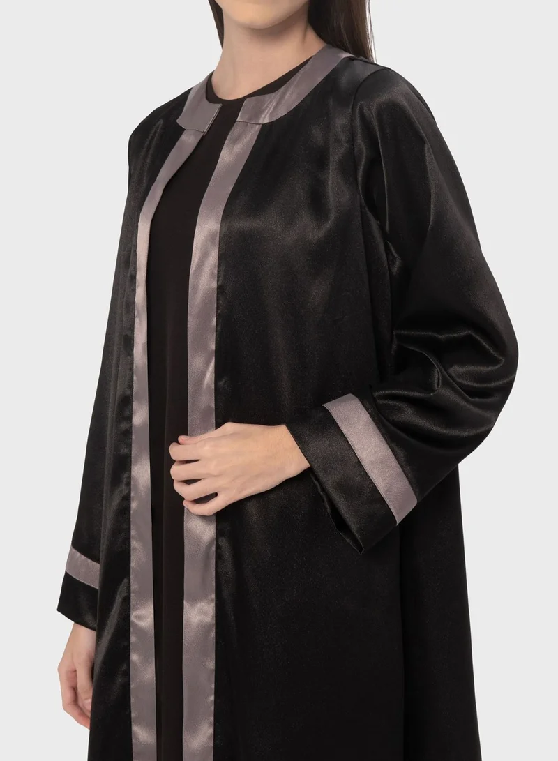 Demure Striped Detail Abaya