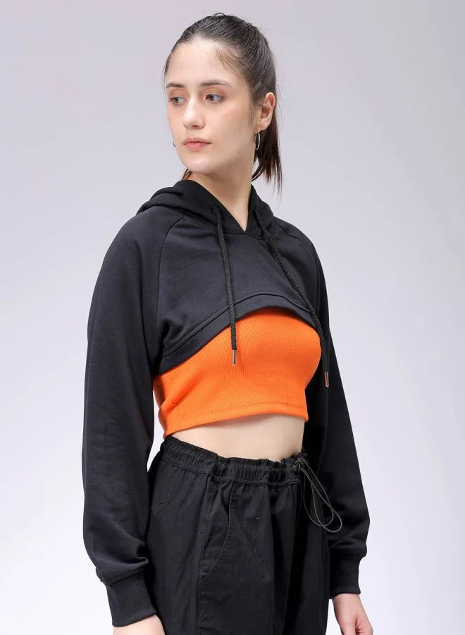 مرفوعة Women Relaxed Fit Solid Hooded Sweatshirt