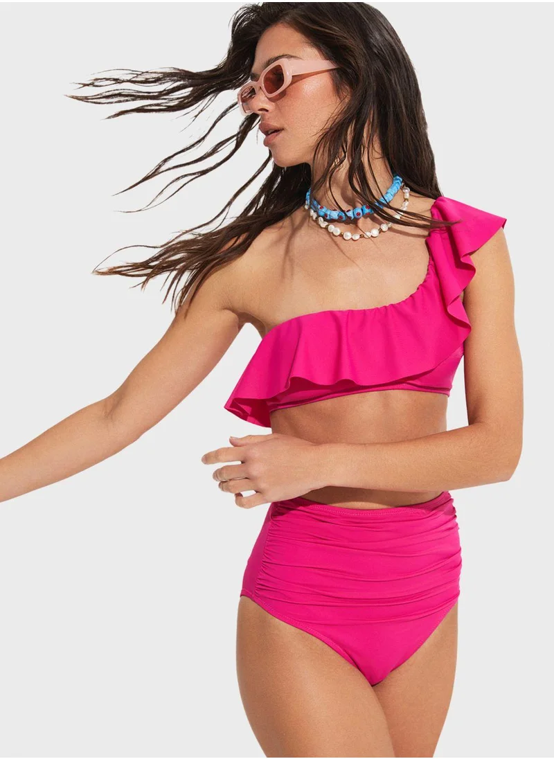جون Ruffled One Shoulder High Waist Bikini