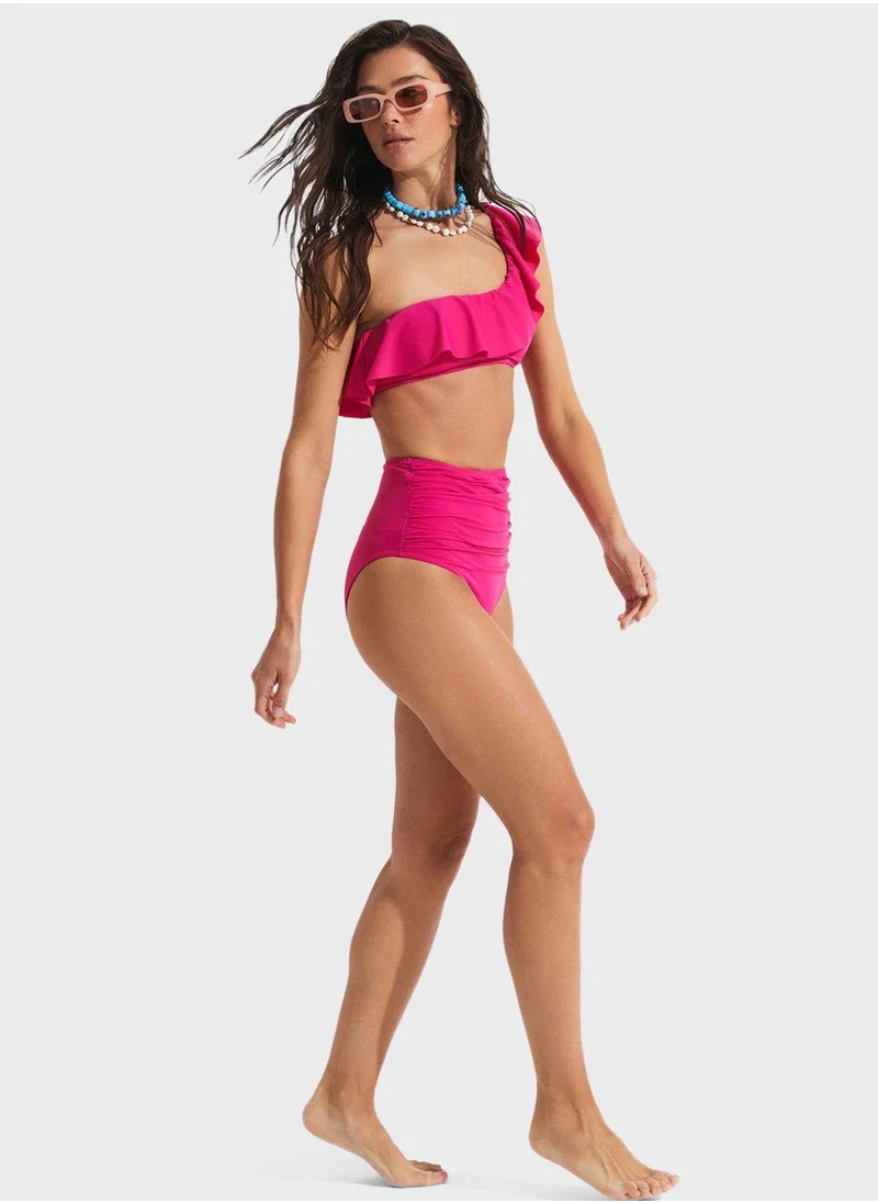 جون Ruffled One Shoulder High Waist Bikini