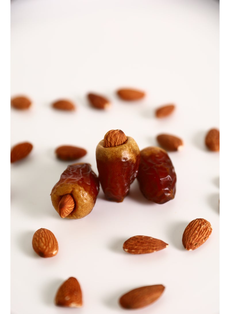 بنرا تمر وادي محشو لوز (500 جرام) - Image 3