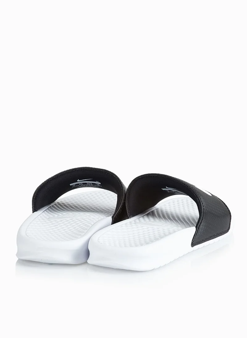 Nike Benassi Swoosh Slides