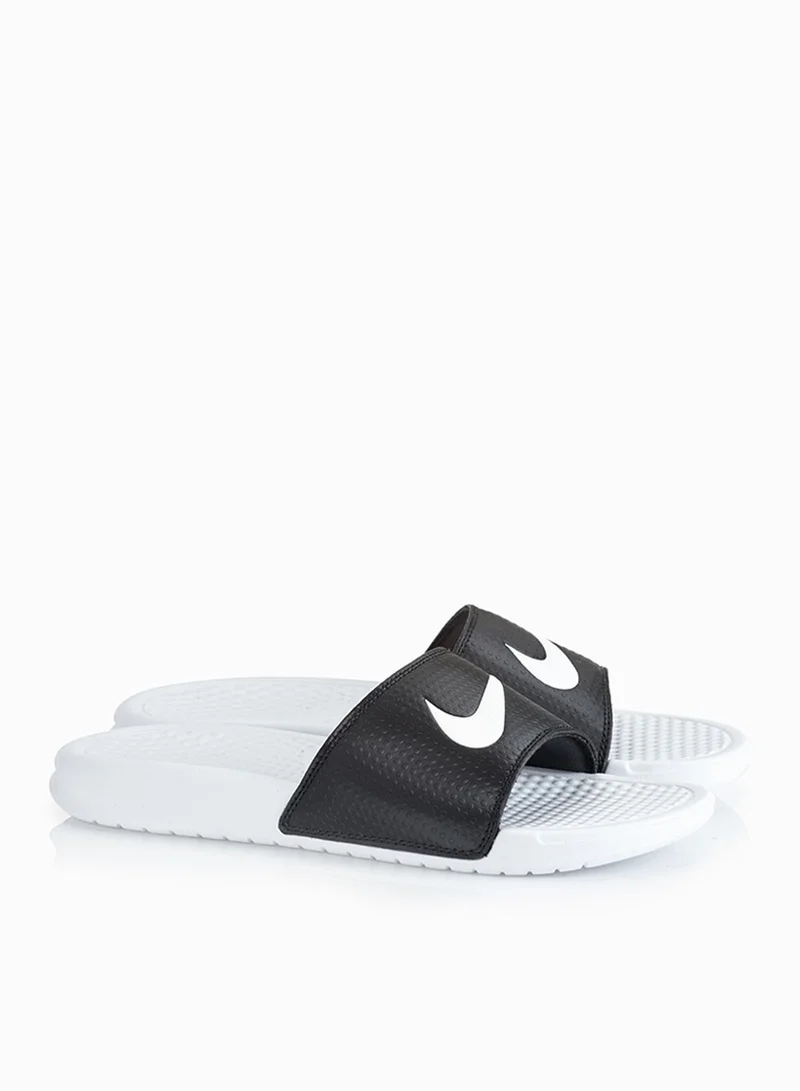 Nike Benassi Swoosh Slides
