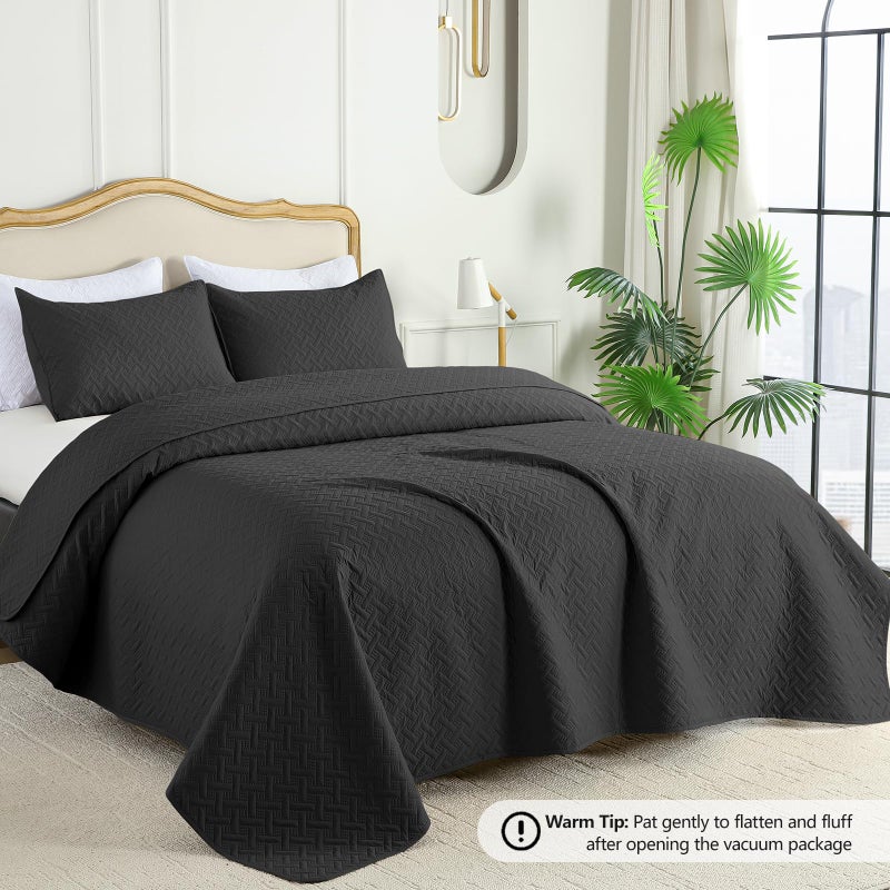 FLYMME King Size Quilt Bedding Set Black Lightweight Bedspreads Set Modern Style Geometric Weave Stripe Pattern Soft Microfiber Bed Coverlet 3 Pieces (1 Quilt  2 Shams) - Image 2