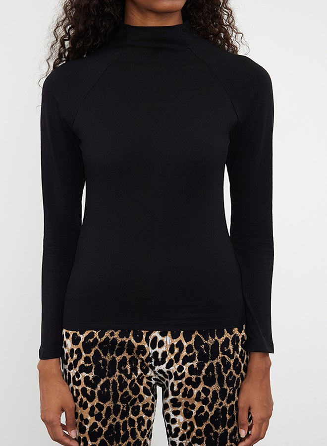 trendyol Black High Collar Dart Detailed Fitted Knitted Blouse TWOAW25BZ00027  - Image 3