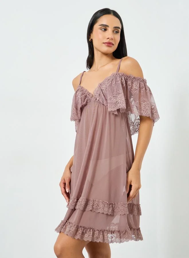 تايك تو Brown Ruffle Lace Hem Slip Dress