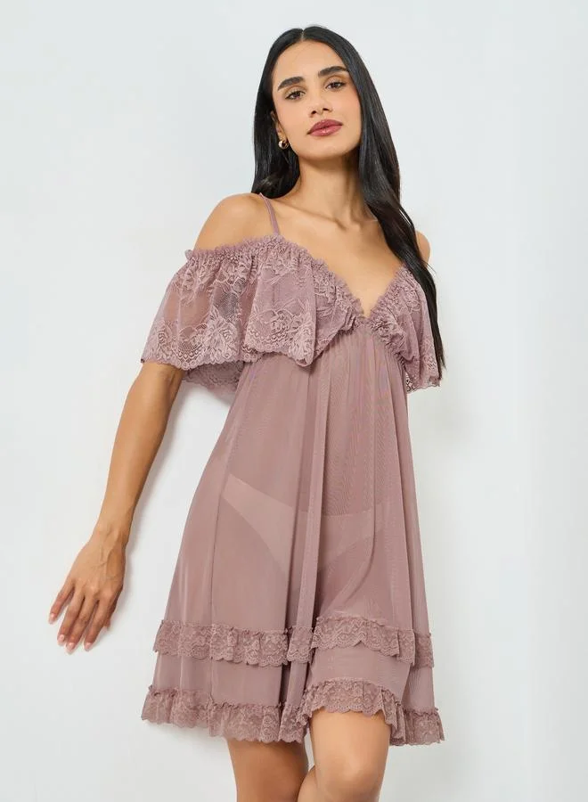 تايك تو Brown Ruffle Lace Hem Slip Dress
