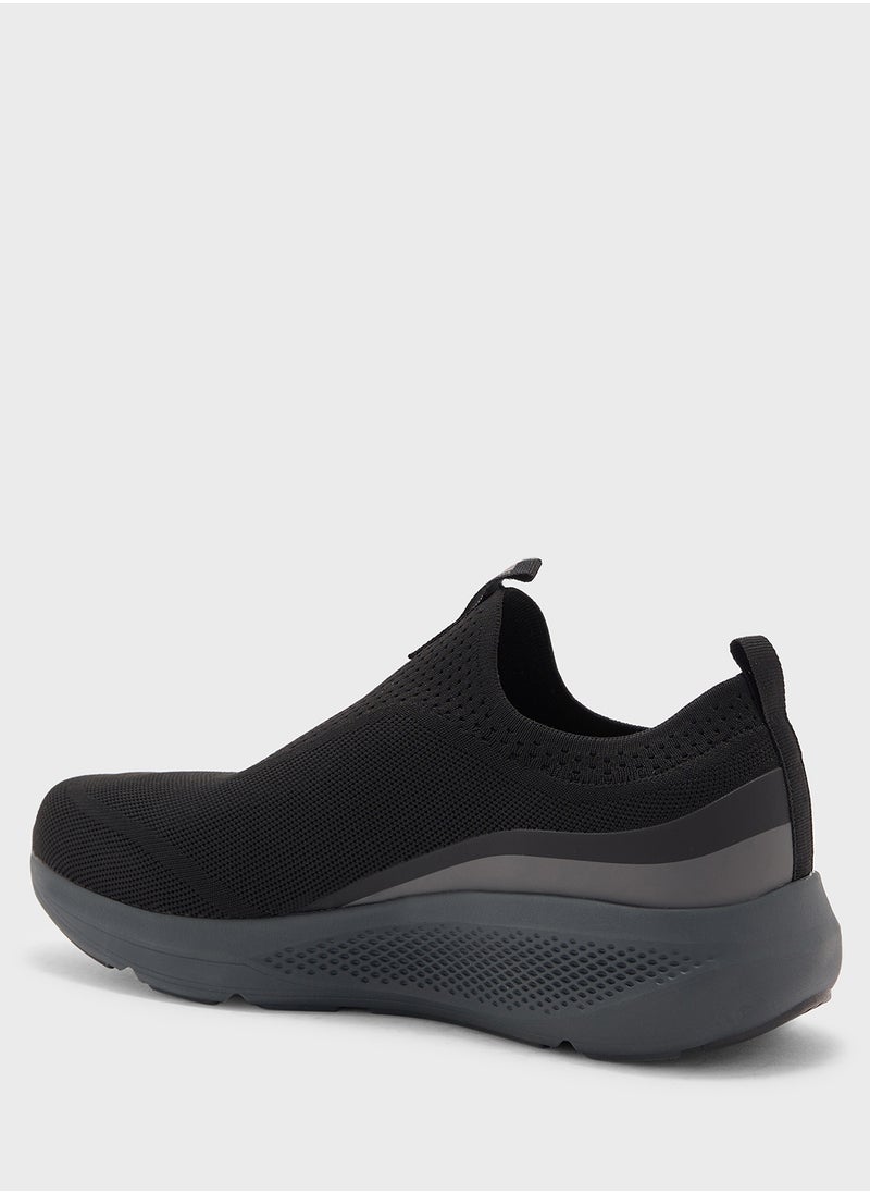 SKECHERS Go Run Elevate  - Image 2