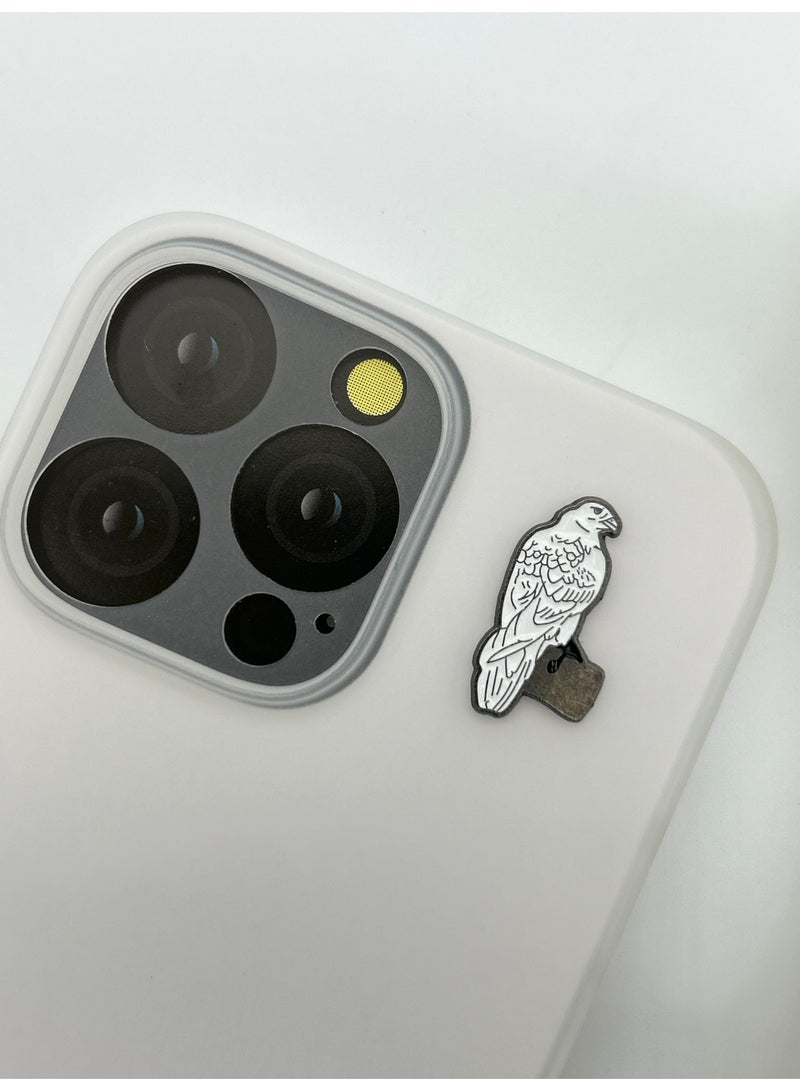 3 قطع من ملصقات معدنية - ملصق الشيخ سلطان و علامة شارع الشارقة و ملصق الصقر - معدن عالي الجودة للهواتف المحمولة وأجهزة الكمبيوتر المحمولة وحقائب الظهر والمزيد - Image 3