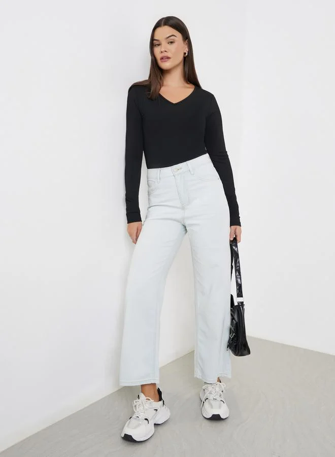 ستايلي بلوزة بنمط لف وأكمام طويلة