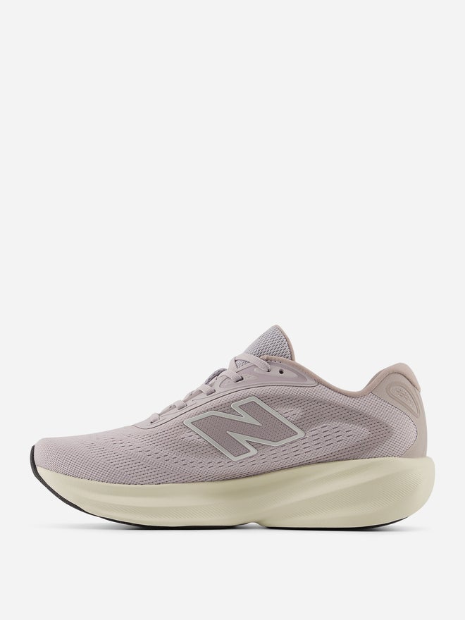 New Balance 680 Shoes - Image 1