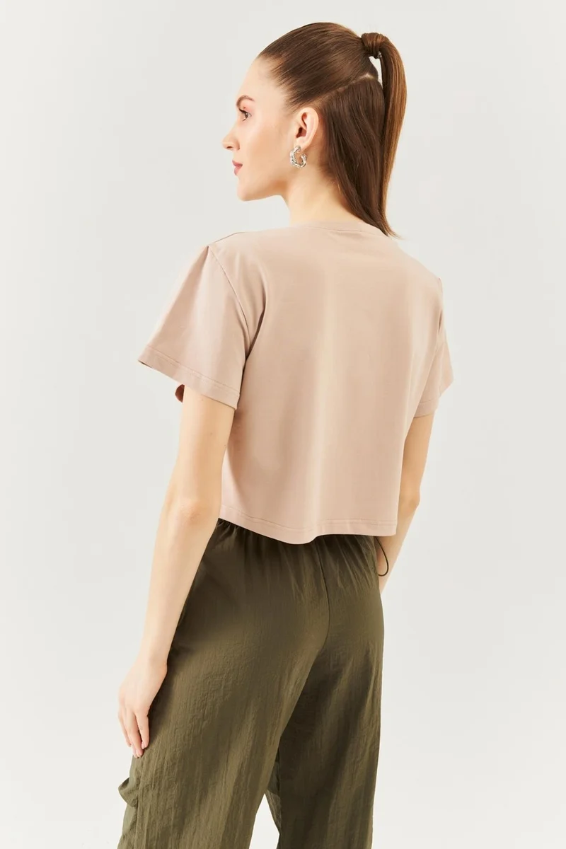 بوتيكجيز Light Brown Oversize Comfortable Cotton Combed Crew Neck Short Sleeve Basic Crop T-Shirt