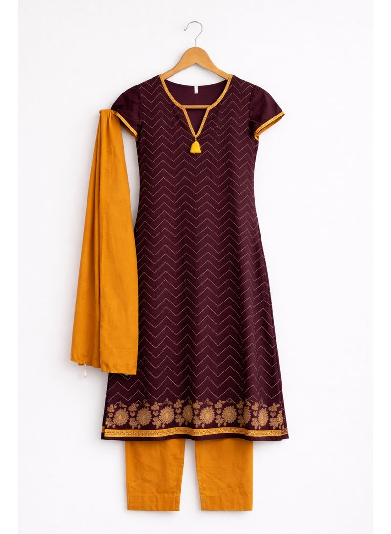 جوليتي إل إل سي طقم فستان تقليدي للبنات – عمر 14–15 سنة | 3 قطع مع شال قطني (فستان، بنطال ووشاح) | عنابي وخردلي - Image 2