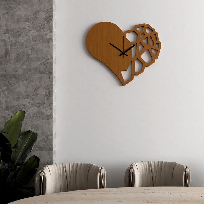 ماركتنا ساعة حائط خشبية بتصميم قلب