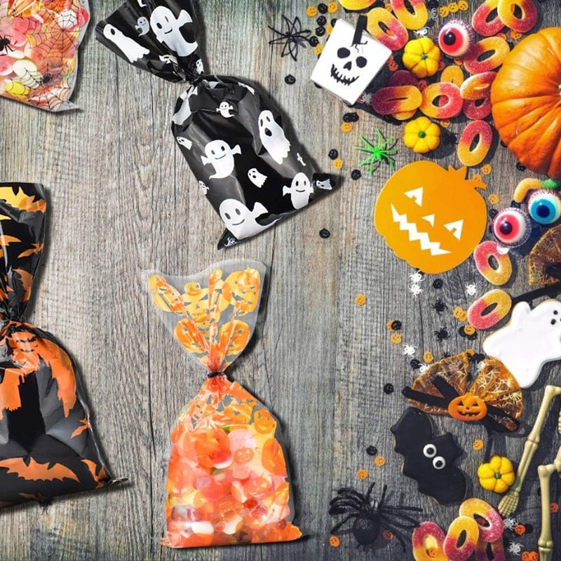 ERKOON Halloween Candy Bags 200pcs Pumpkin Spider Web Bat Ghost Print Treat Bags with Twist Ties for Halloween Party Supplies, Bulk Gift Bags for Trick-or-Treat - Image 5